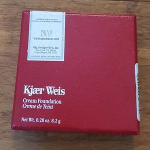 NWT Kjaer Weiss Cream Foundation in Velety